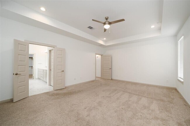 Building Photo - 29423 Red Rocks Pk Dr