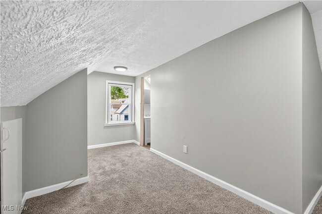 Building Photo - 13608 Earlwood Rd