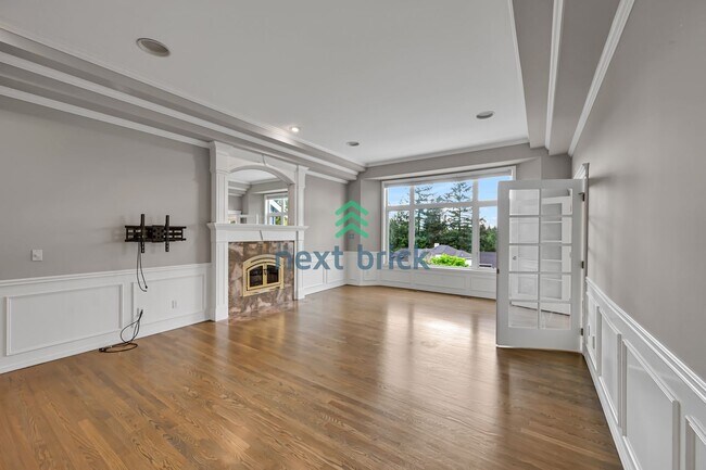 Building Photo - Beautiful home with 4 beds, 3.5 baths for ...