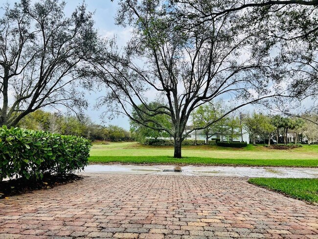 Building Photo - 223 Soriano Dr