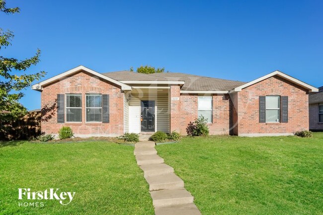 Primary Photo - 1610 Cliffbrook Dr