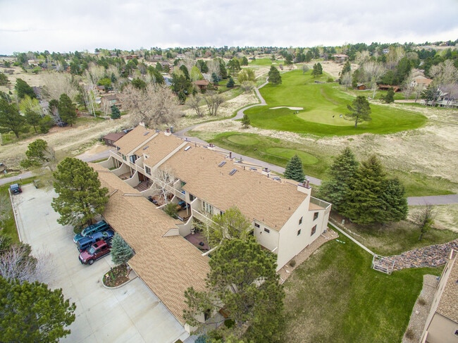 Building Photo - Breathtaking Three Bedroom Townhouse In The Pinery On The Golf Course
