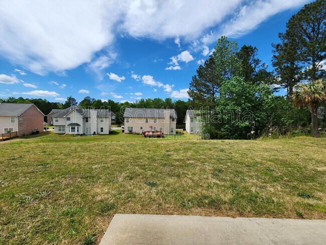 Building Photo - 2551 Wrangler Dr