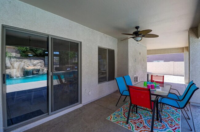 Building Photo - 13412 W Annika Dr