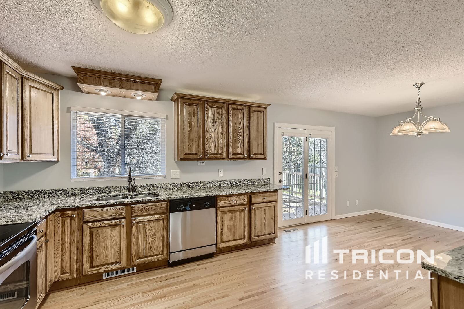 Building Photo - 6421 Limerick Dr
