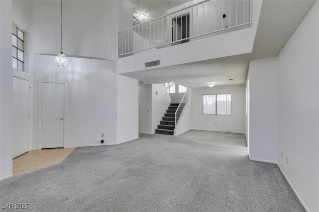 Building Photo - 1101 E Adelman Dr