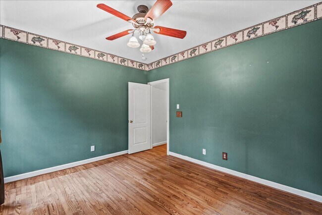 Building Photo - **Charming 3-Bedroom Rambler on 3 Acres in Scenic Stafford** NO HOA