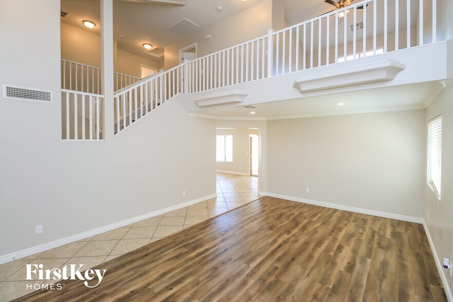Building Photo - 2477 W Wrangler Way