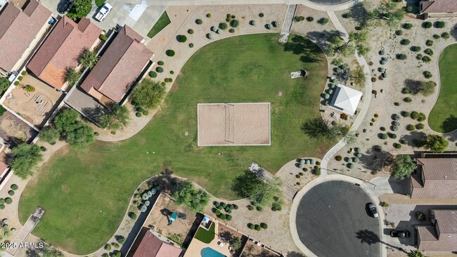 Building Photo - 961 E Redondo Dr