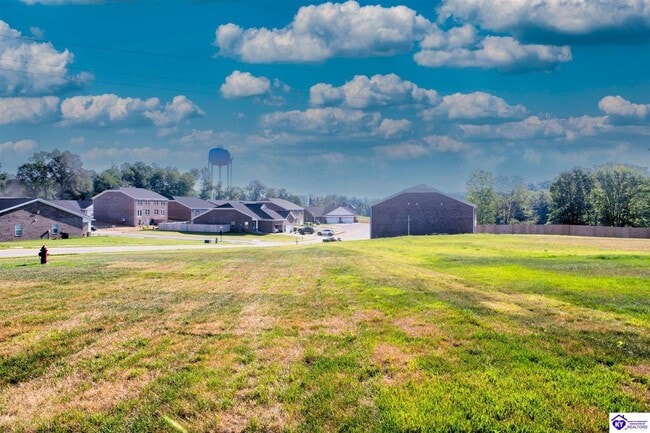 Building Photo - 203 Dixon Cir