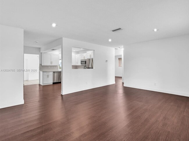 Building Photo - Southwest 42nd Terrace, Fort Lauderdale, FL 33314 - 3 BR 2 BA single-family home