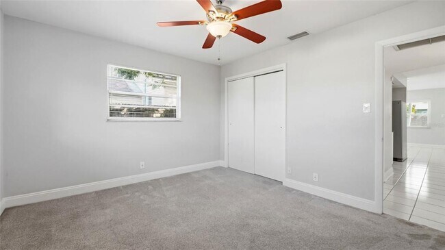 Building Photo - 1131 55th Ave N