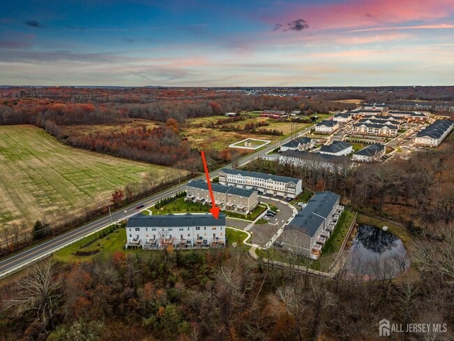 Building Photo - 1901 Swales Ct