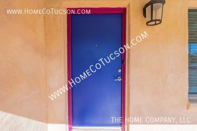 Building Photo - 3949 E 2nd St