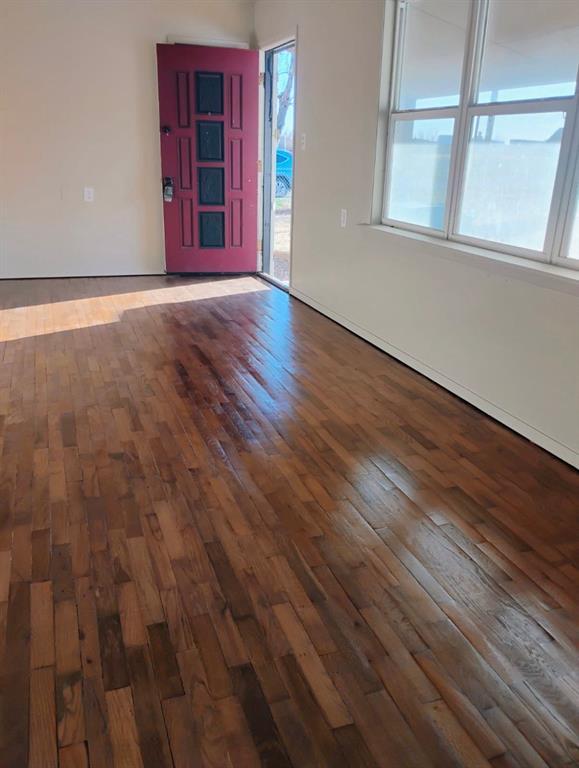 Building Photo - 2216 Dixon Rd