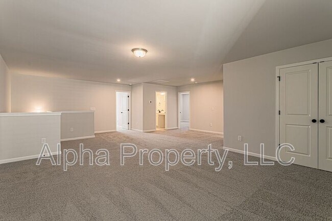 Building Photo - 131 Battery Creek Dr