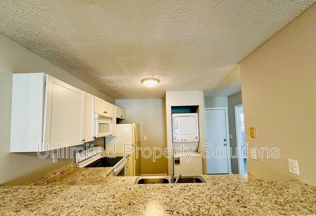 Building Photo - 209 Sunn Aire Ct