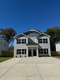 Building Photo - Live Brand-New in Hickory – Modern 3BR Tow...