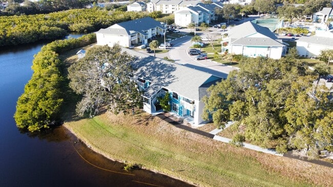 Building Photo - 455 US-19 ALT