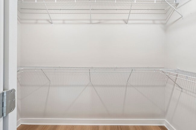 Building Photo - Brand new home in a great location central to all of Tri-Cities