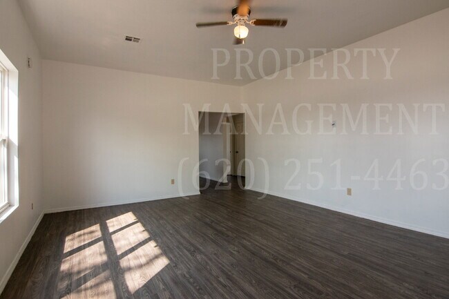 Building Photo - Charming 2-Bedroom 1-Bath Home in Coffeyville