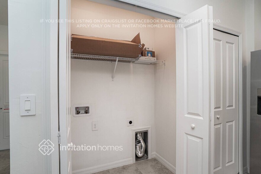 Building Photo - 7169 Greenwood Park Cir