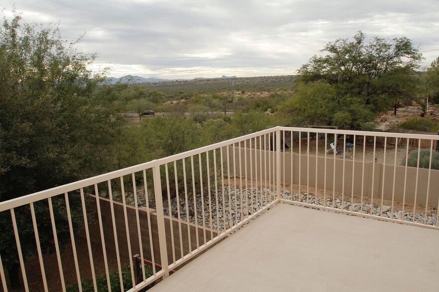 Building Photo - 2148 E Rio Vistoso Ln