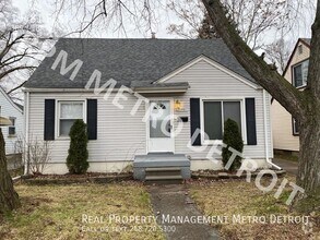 Building Photo - 15481 Fenton-