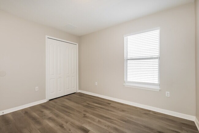 Building Photo - 11910 Old Tuscany Pl