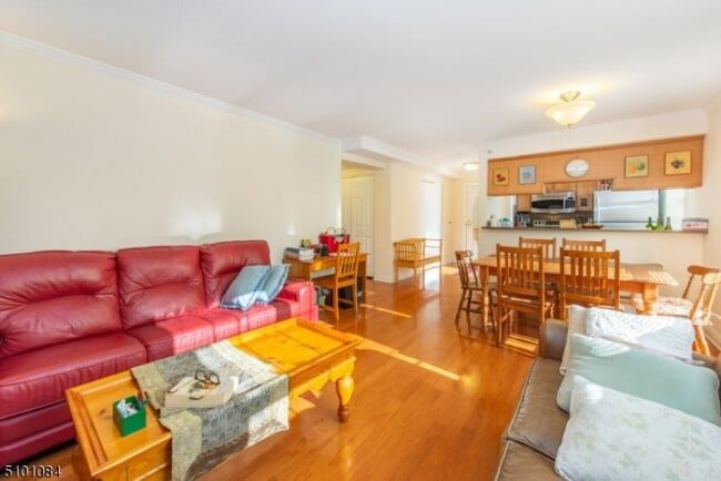 Building Photo - 7 Prospect St