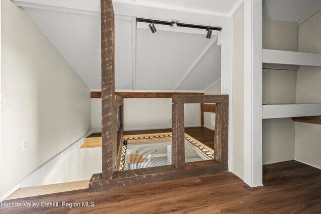 Building Photo - 1977 NY-295