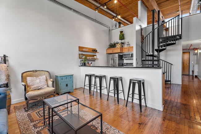 Building Photo - Breathtaking Historic Loft in the Heart of...