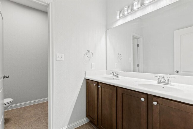 Building Photo - 2430 Santa Barbara Loop