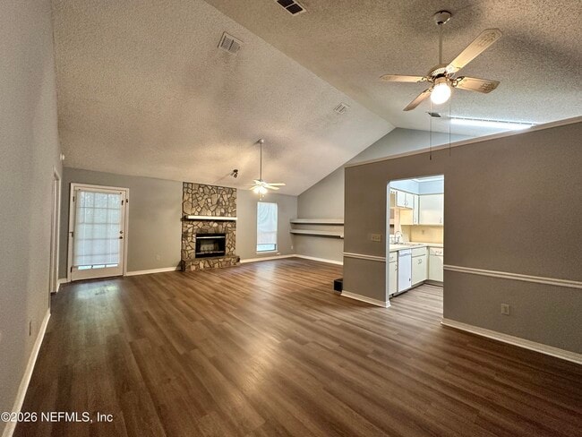 Building Photo - 1680 Sandy Hollow Loop