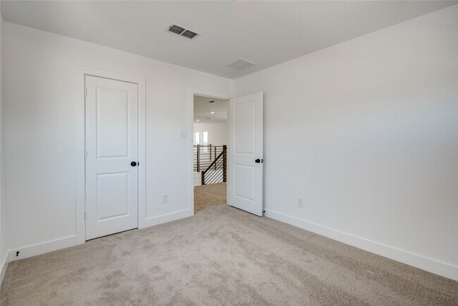 Building Photo - 21803 Fitzroy Mnr Ln