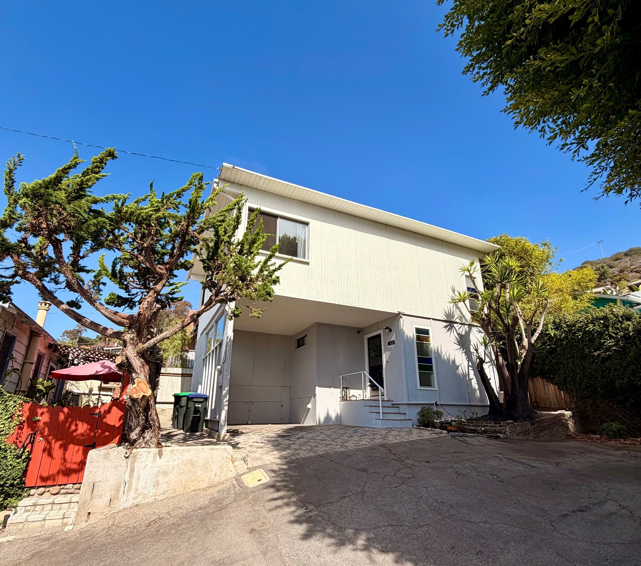 Building Photo - 31501 Burnside Pl