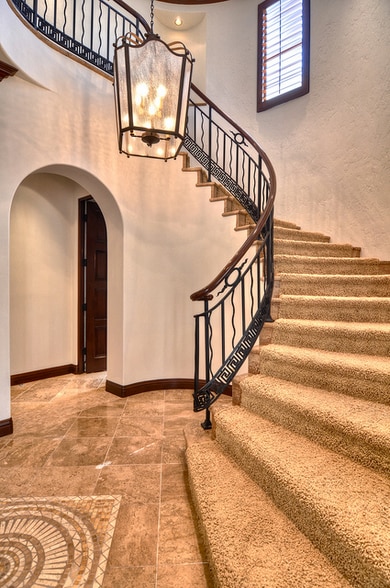 Building Photo - 222 Iris Ave