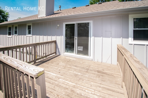 Building Photo - 15211 Navaho-
