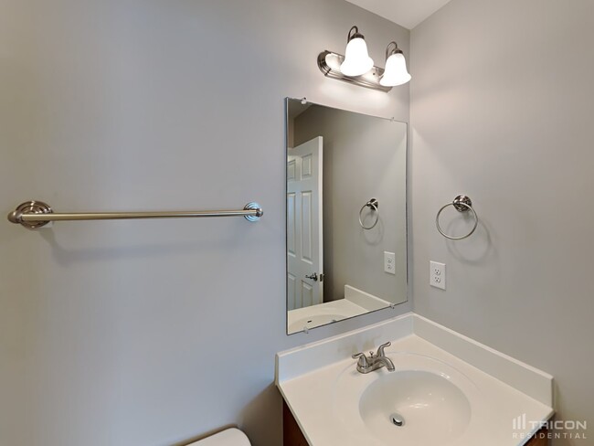 Building Photo - 4065 Alicia Ln