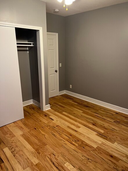 Building Photo - 498 Washington Ave