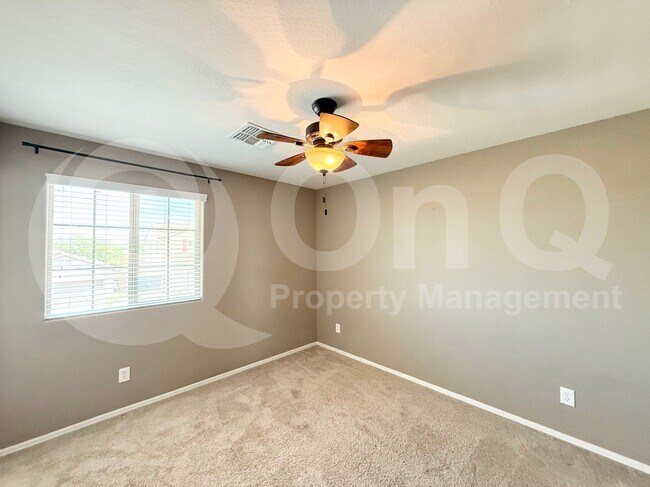 Building Photo - 5495 W Victory Way