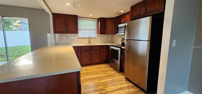 Building Photo - 2408 Kimberly Dr