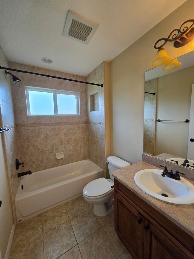 Building Photo - Gorgeous 4-Bedroom Home with Office, Pool,...