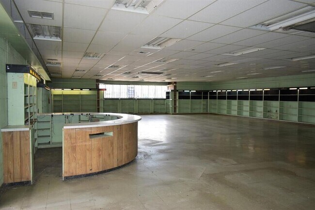 Building Photo - 1317 SW 44th St
