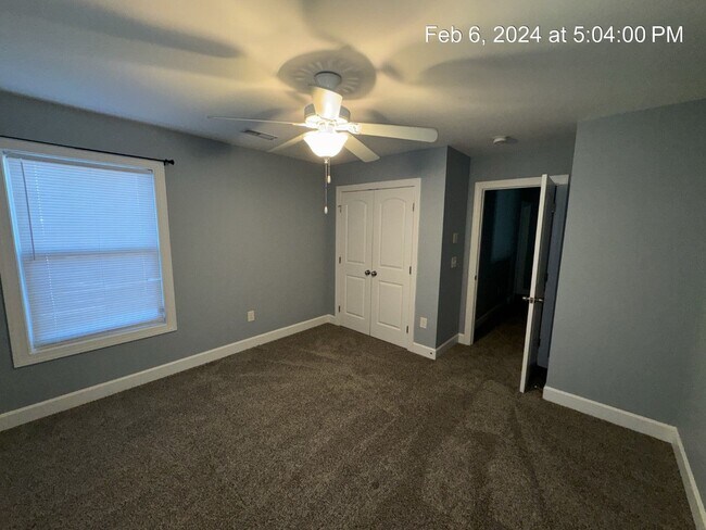 Building Photo - 118 Blackhawk Lane