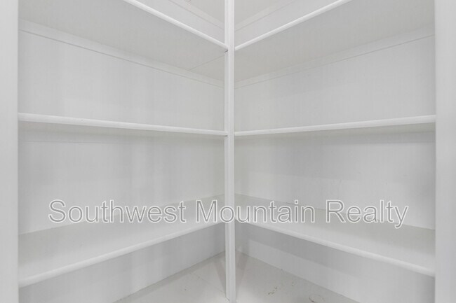 Building Photo - 2753 S 85th Way
