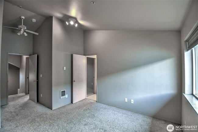 Building Photo - 6304 Barstow Ln SE