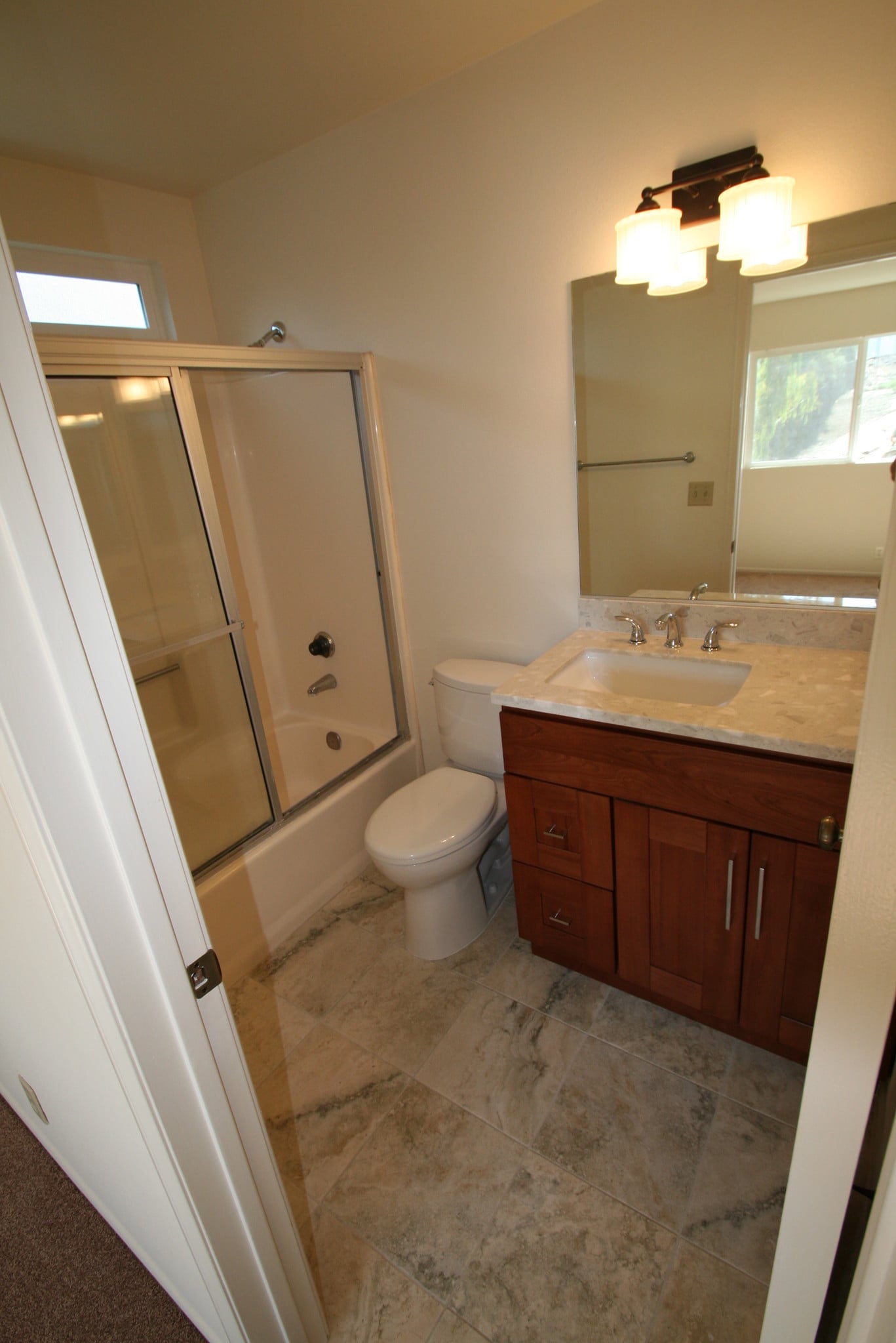 Master Bathroom - 119 Loma Vista St