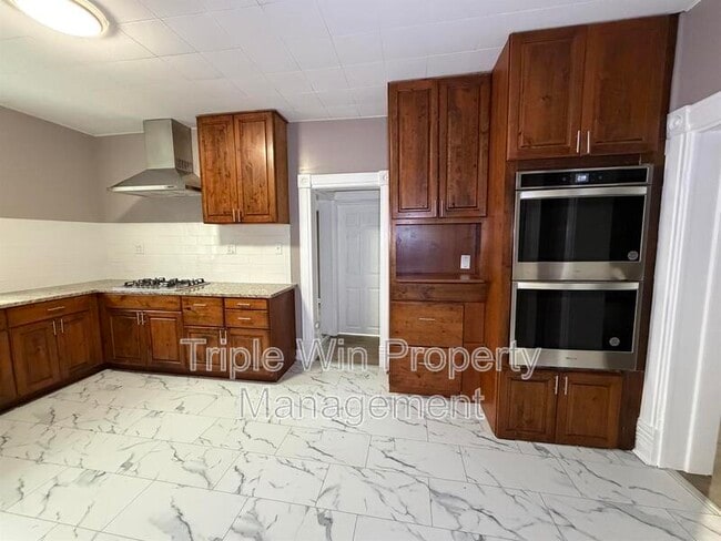 Building Photo - 307 State Hwy 47