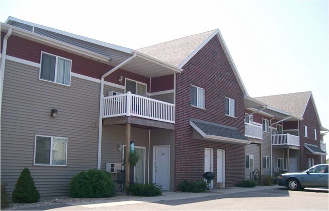 Building Photo - Stonefield Place - 210